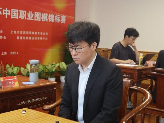 婷婷亚洲综合一区二区